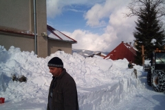 2012-zhadzovanie-snehu019